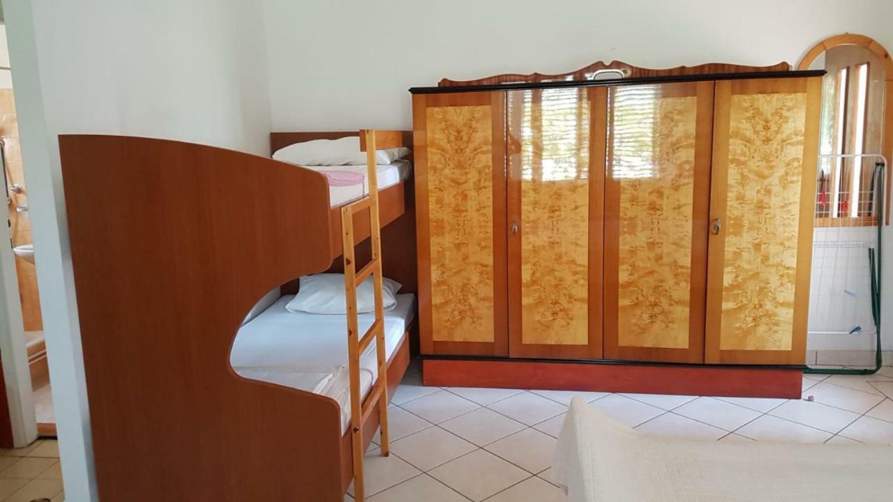 Apartamani Katarina Vl.Ilija Jusup Apartment สตารีกราด-ปาเคลนีซา ภายนอก รูปภาพ